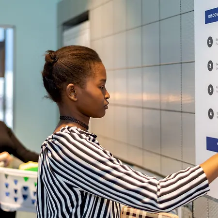מלון A&o Hauptbahnhof 2*