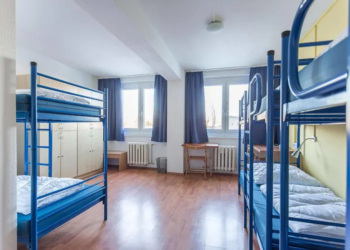 Hotell A&o Hauptbahnhof 2*
