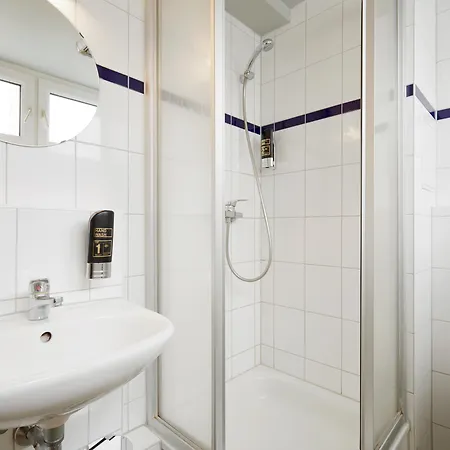 Hotel A&o Hauptbahnhof 2*