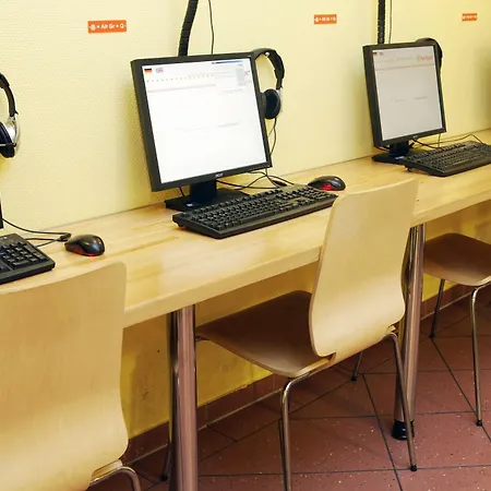 A&o Hauptbahnhof Hotel 2*