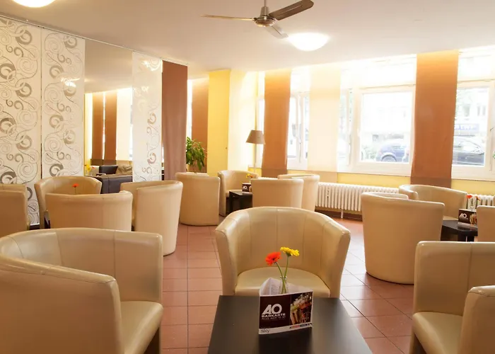 A&o ハウプトバーンホフ 2* デュッセルドルフ