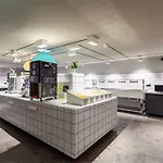 Hotel A&o Hauptbahnhof 2*