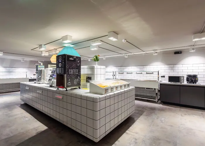 Otel A&o Hauptbahnhof 2*